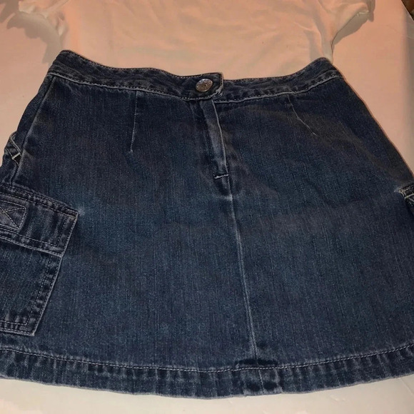 OLD NAVY EUC JEAN SKIRT / NWT TOP GIRLS SET SHIRT JEANS TSHIRT WHITE TOPS SIZE 6 - Picture 4 of 6